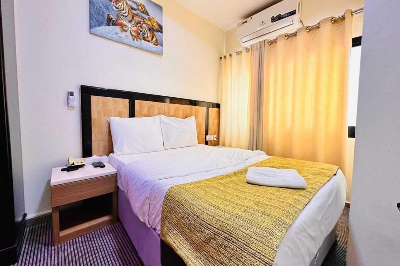 Sharjah Plaza Hotel ภายนอก รูปภาพ